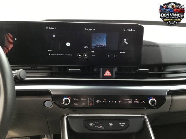 Used 2025 Kia Carnival image 19