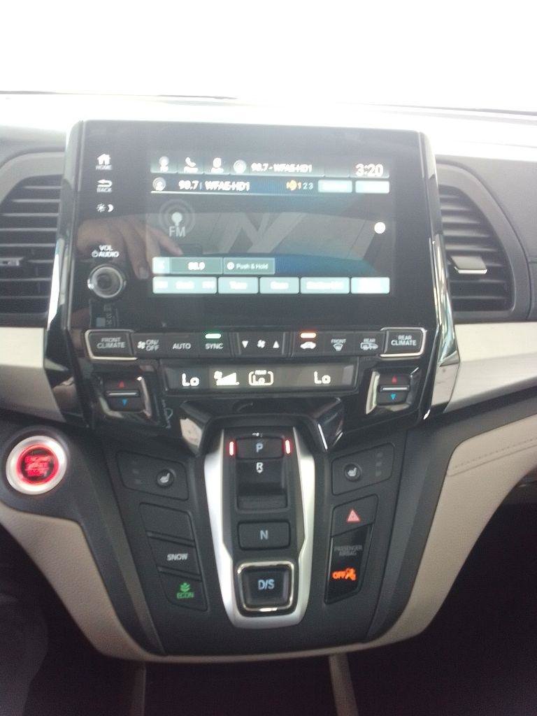Used 2018 Honda Odyssey EX-L image 9