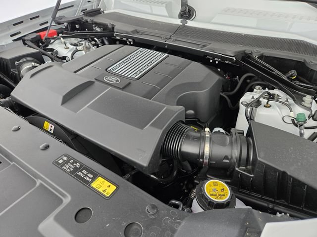 New 2026 Land Rover Defender 130 V8 AWD/4WD image 19
