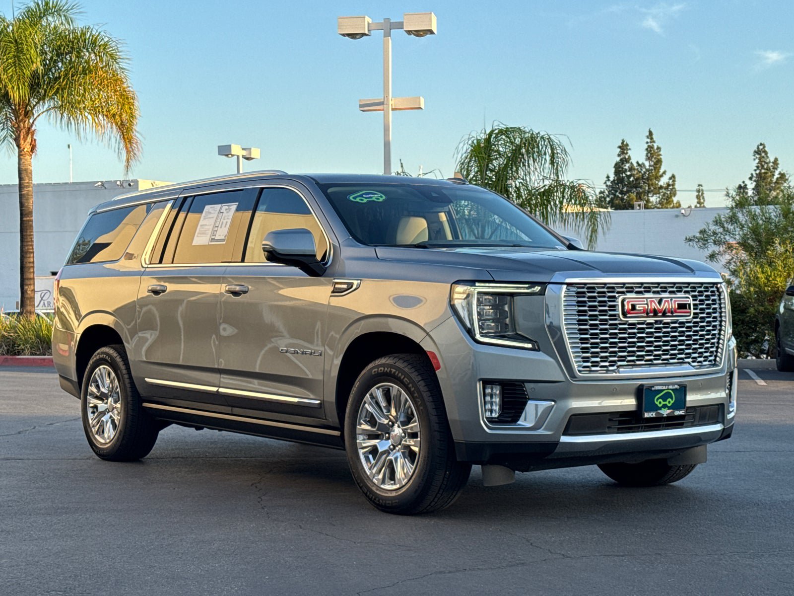 Certified 2023 GMC Yukon XL Denali RWD image 4