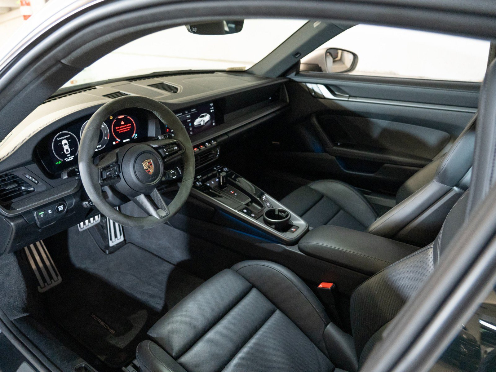 Certified 2025 Porsche 911 Carrera S RWD image 4