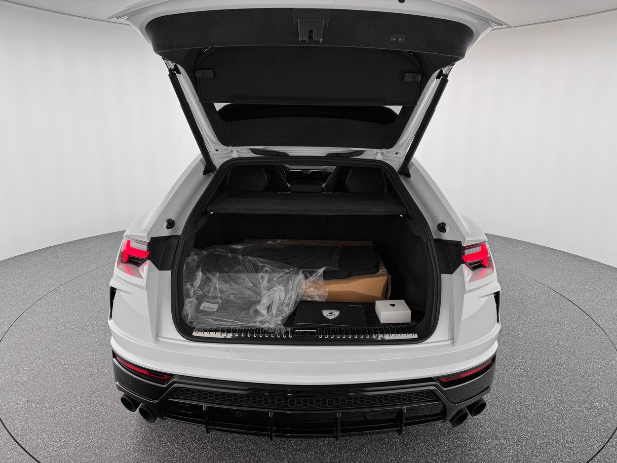 Used 2021 Lamborghini Urus image 39