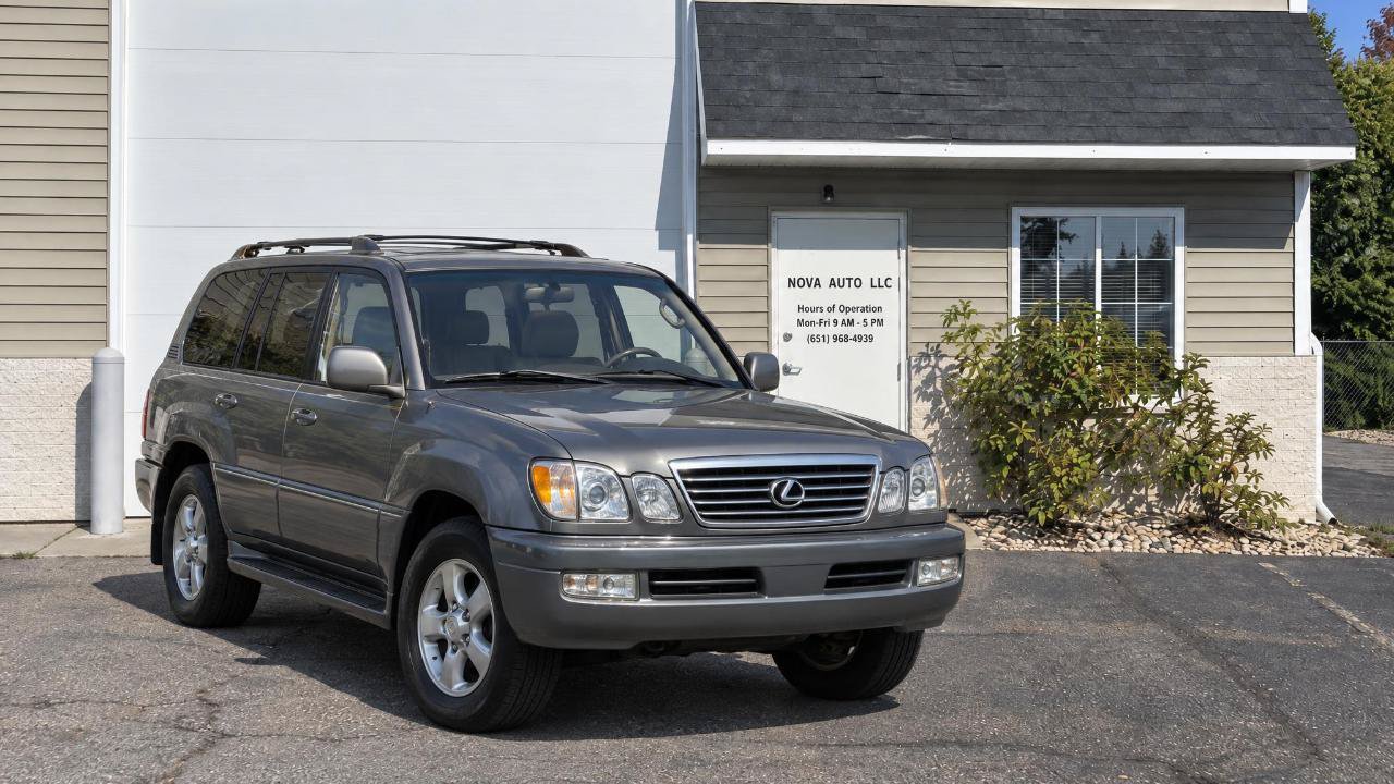 Used 2002 Lexus LX 470 4WD image 3
