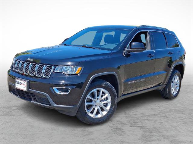 Certified 2021 Jeep Grand Cherokee Laredo image 1