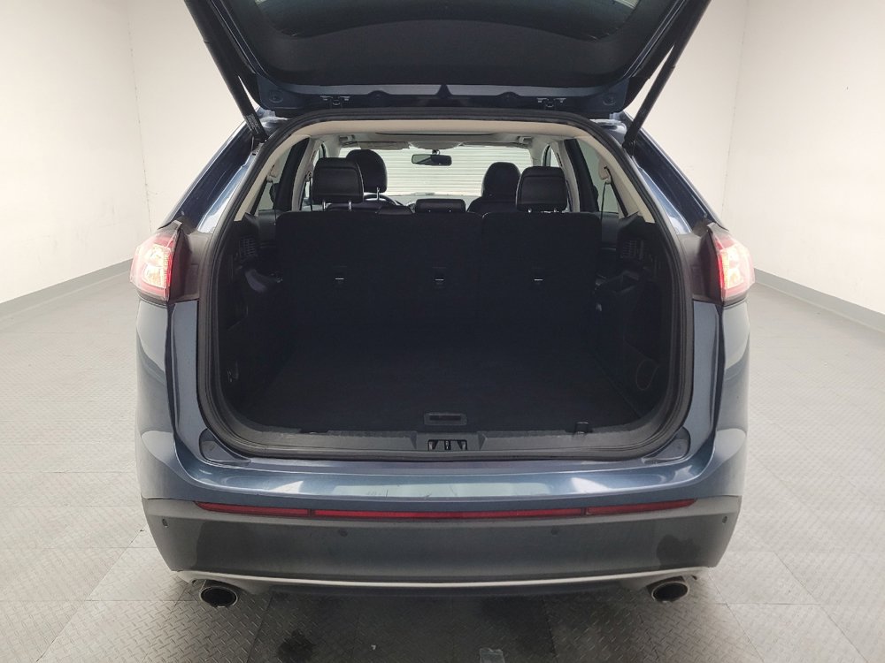 Used 2018 Ford Edge SEL w/ Equipment Group 201A FWD image 29