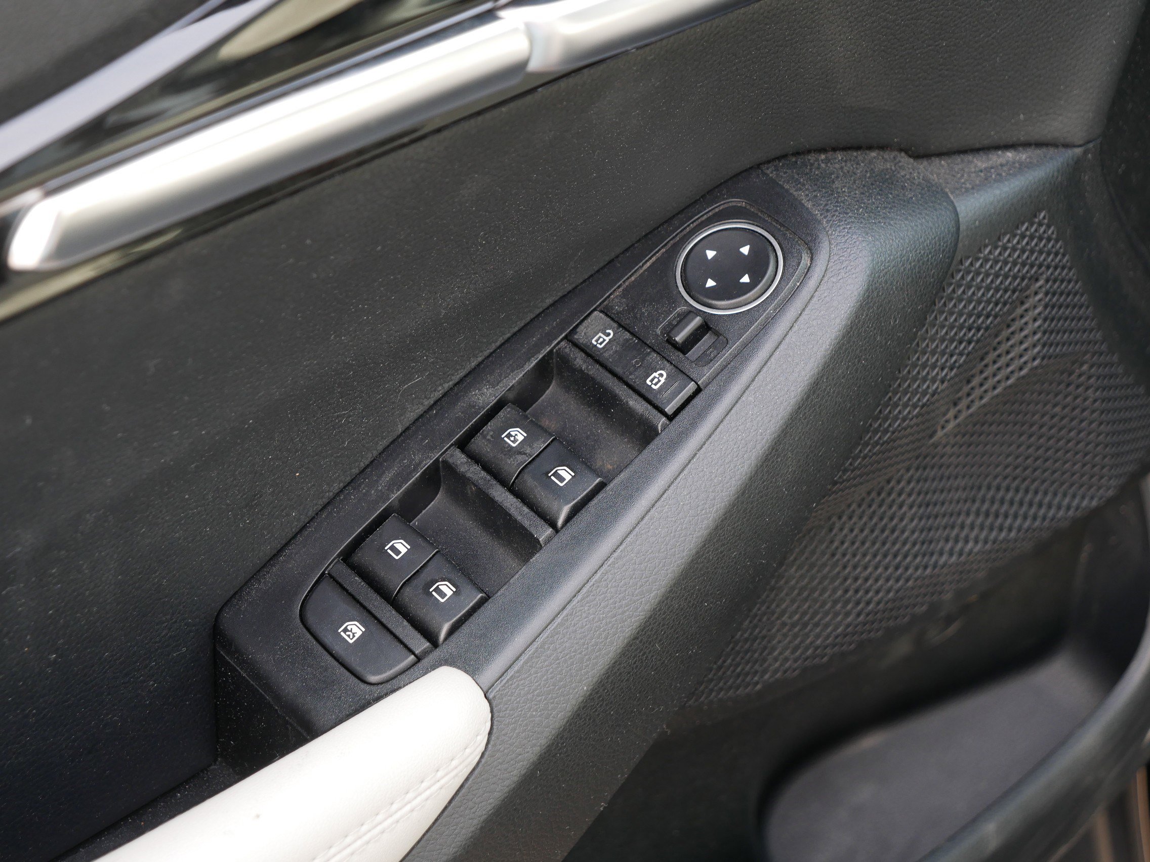 Certified 2023 Kia Seltos EX image 19