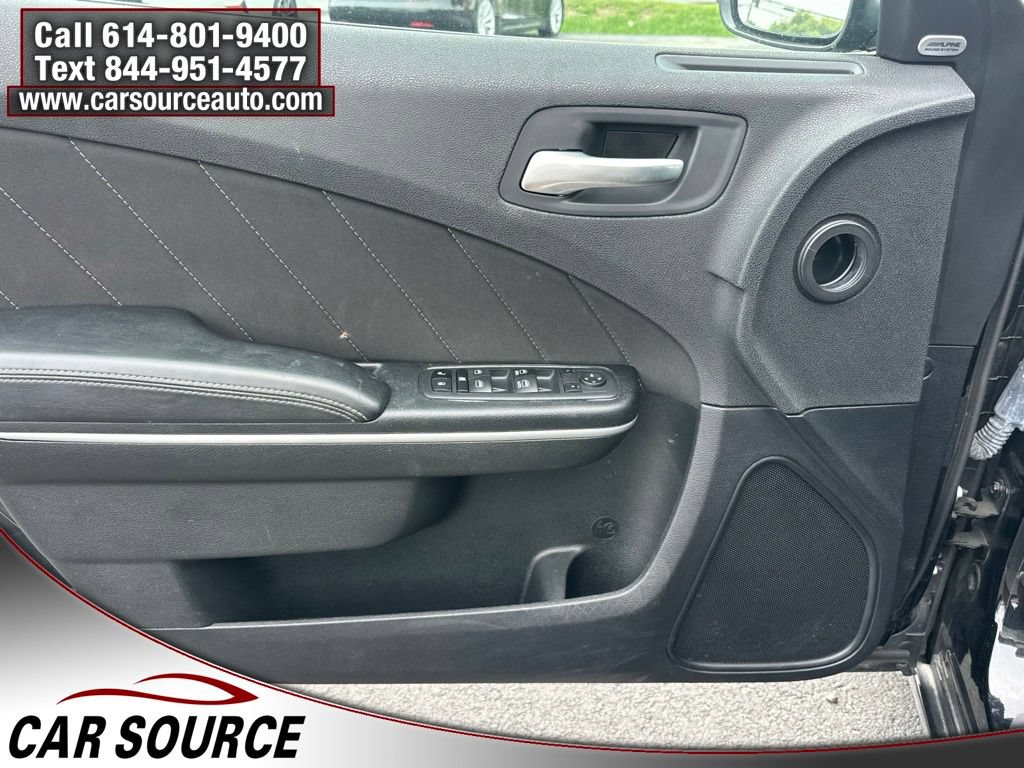 Used 2023 Dodge Charger SXT RWD image 11