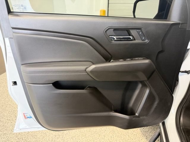 Used 2024 GMC Canyon Elevation RWD image 8