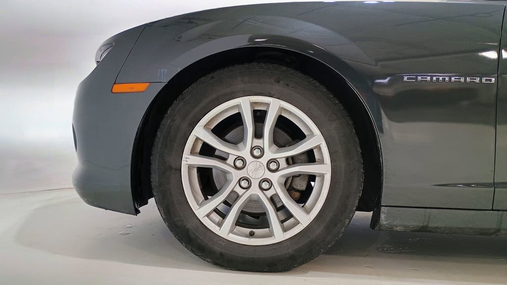 Used 2014 Chevrolet Camaro LT image 8