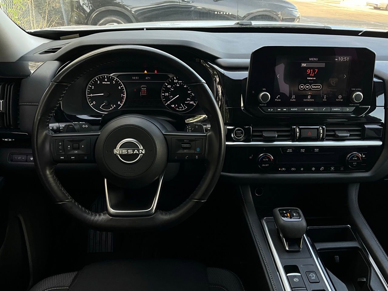 Used 2024 Nissan Pathfinder SV image 15