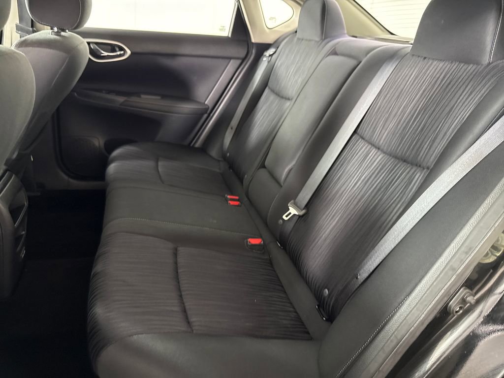 Used 2019 Nissan Sentra SV w/ Special Edition Package FWD image 13