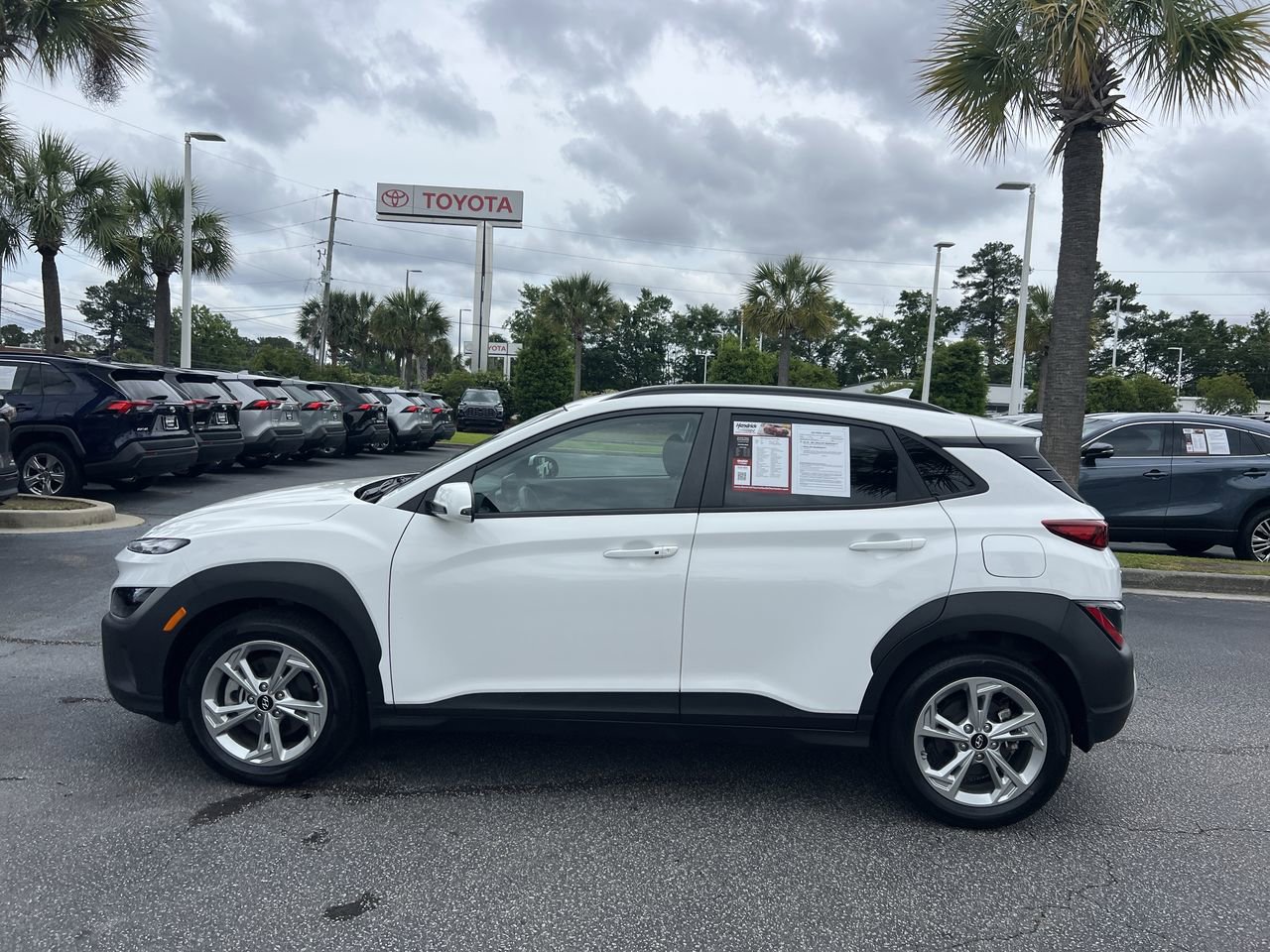 Used 2023 Hyundai Kona SEL w/ Cargo Package AWD/4WD image 7
