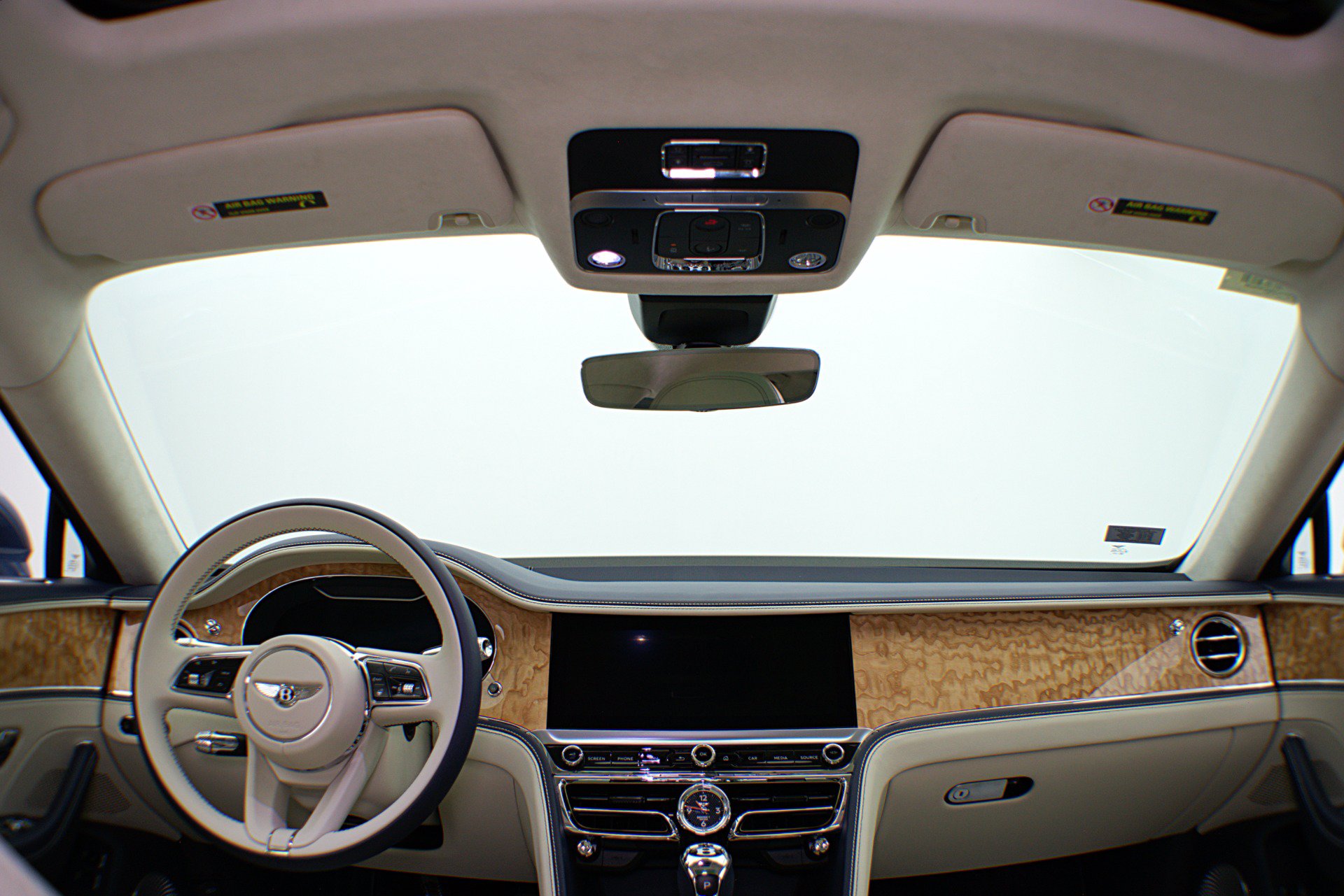 Certified 2022 Bentley Flying Spur Plug-In Hybrid AWD/4WD image 38