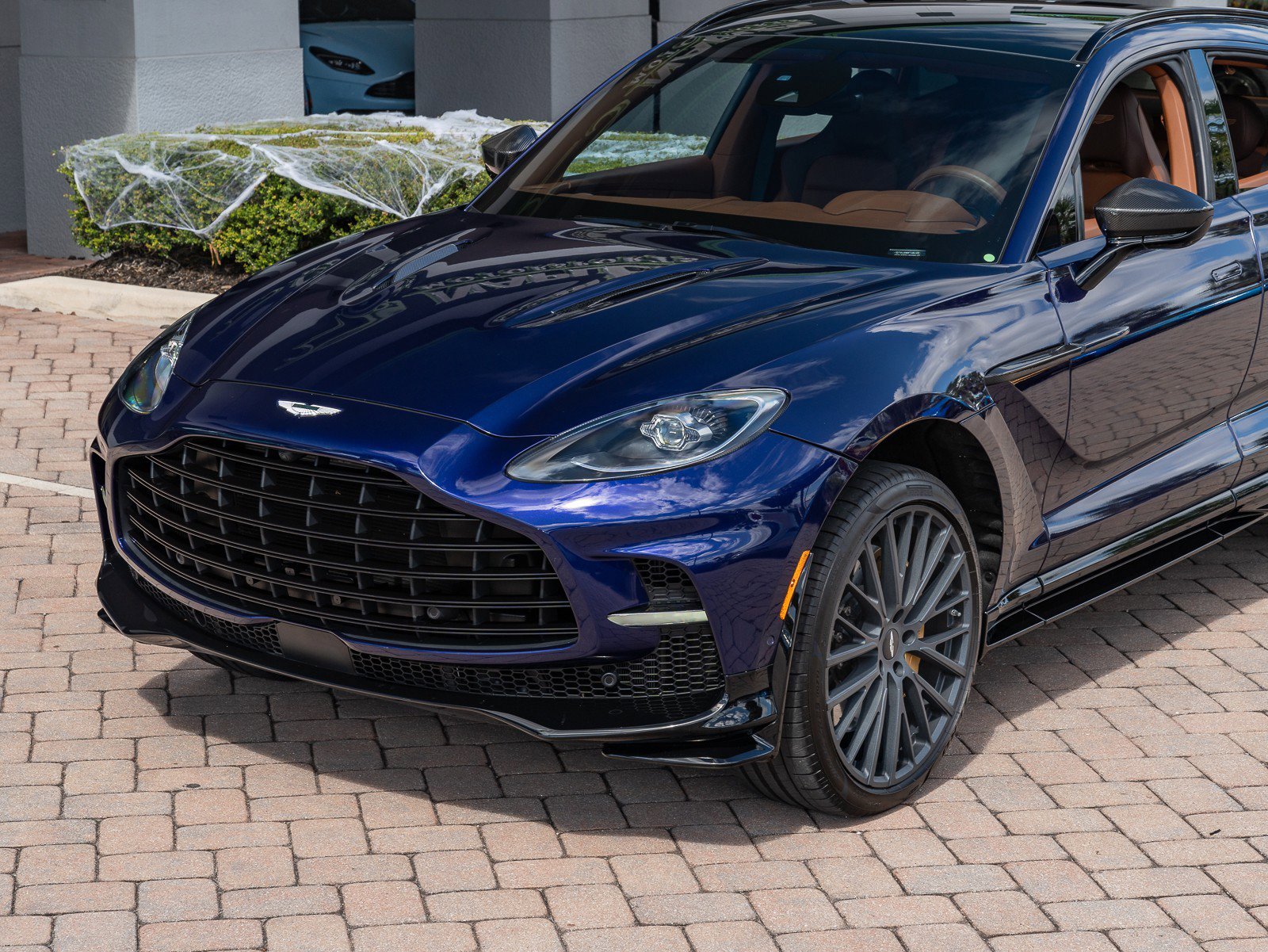 Used 2023 Aston Martin DBX 707 image 7