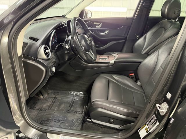 Used 2021 Mercedes-Benz GLC 300 4MATIC image 12