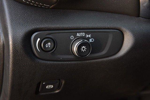 Used 2025 Chevrolet Blazer LT image 10