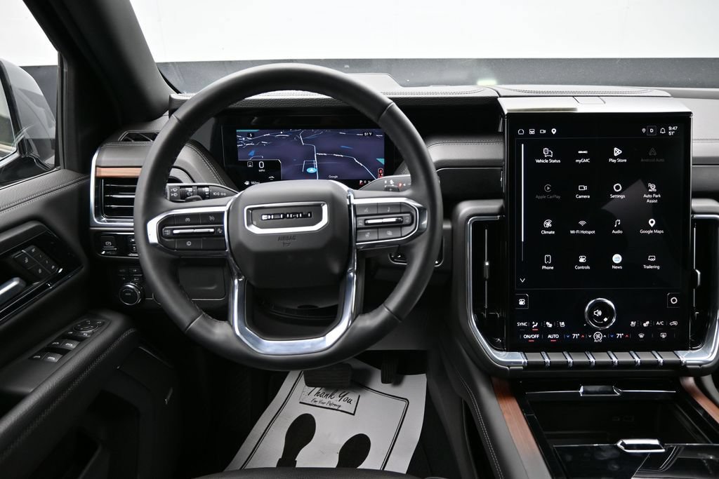 Used 2025 GMC Yukon XL Denali AWD/4WD image 14