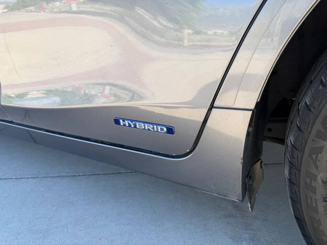 Used 2013 Lexus CT 200h FWD image 27