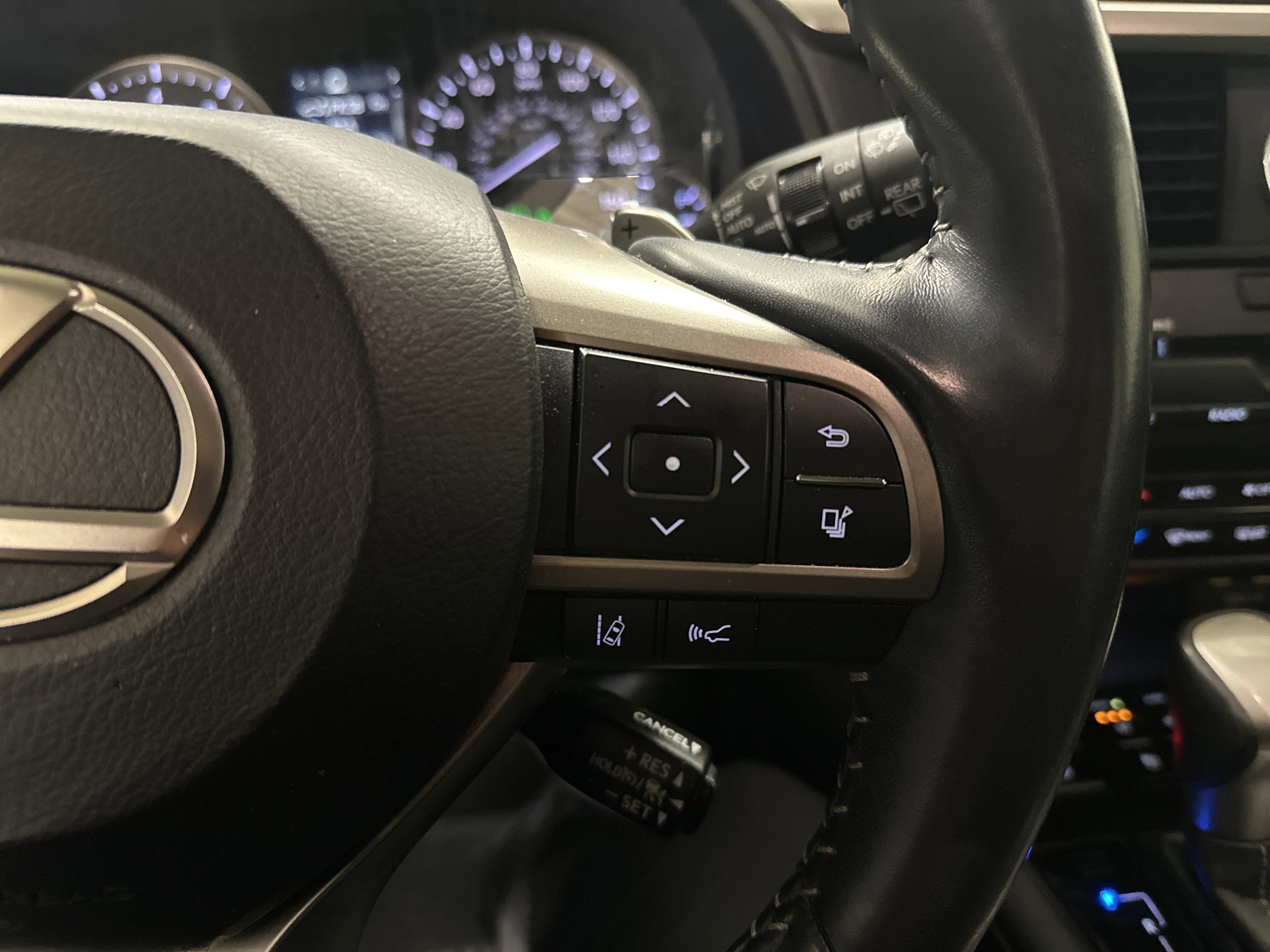 Used 2020 Lexus RX 350 AWD w/ Premium Package image 20