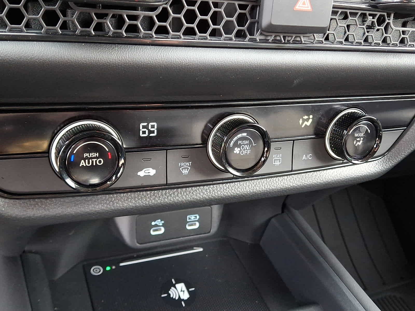 Certified 2026 Honda HR-V LX image 17