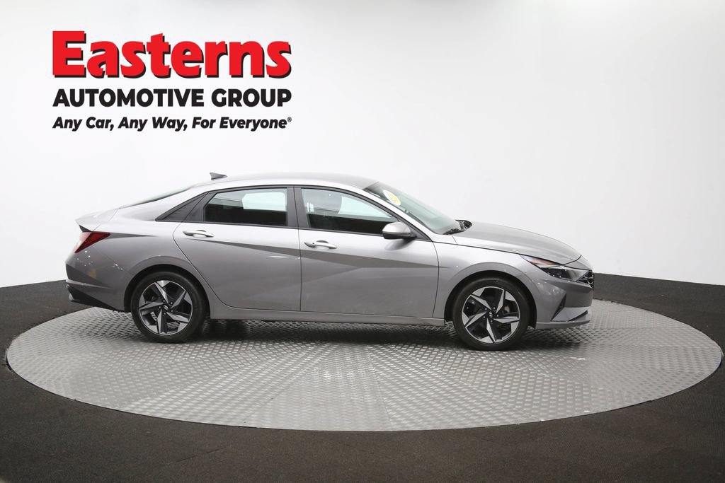 Used 2023 Hyundai Elantra SEL w/ Convenience Package FWD image 40