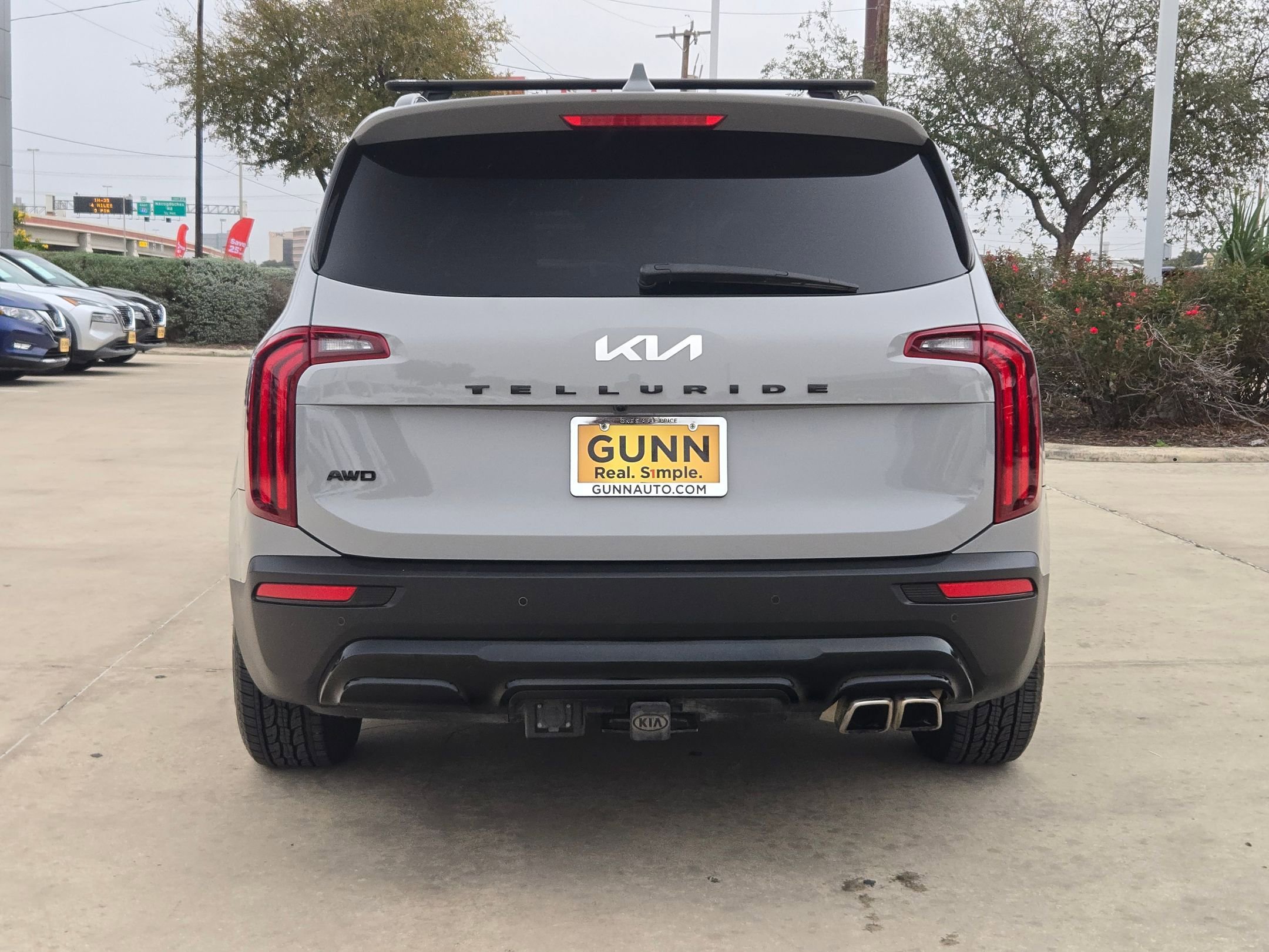 Used 2022 Kia Telluride SX w/ SX Prestige Package image 6