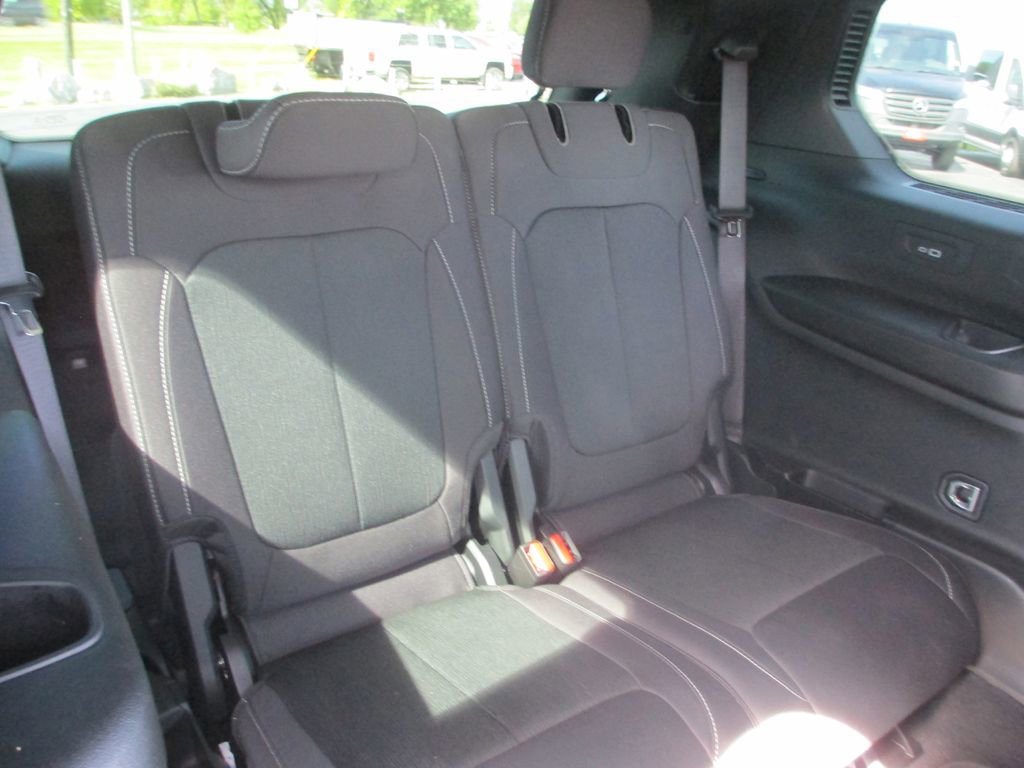 Used 2025 Jeep Grand Cherokee L Laredo w/ Luxury Tech Group I AWD/4WD image 25