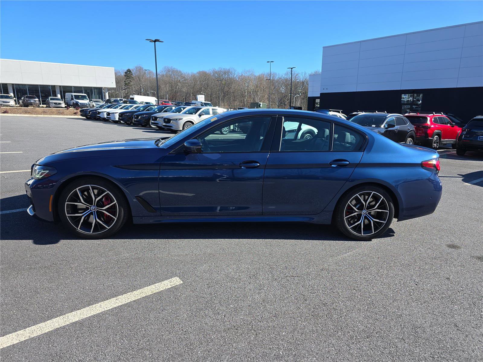 Used 2023 BMW M550i xDrive w/ Executive Package image 7