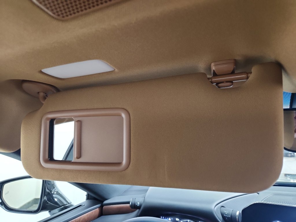 Used 2024 Lexus ES 350 Premium w/ Premium Package image 28