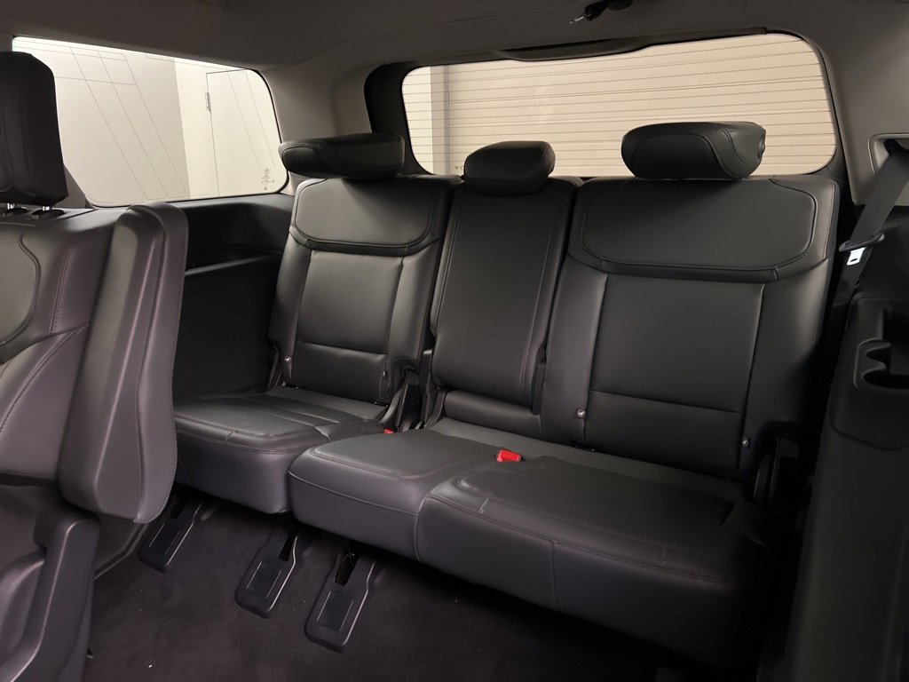 New 2025 Ford Expedition Active image 30