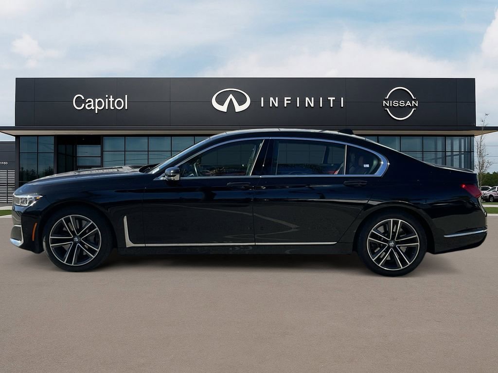 Used 2022 BMW 750i xDrive w/ Executive Package image 9