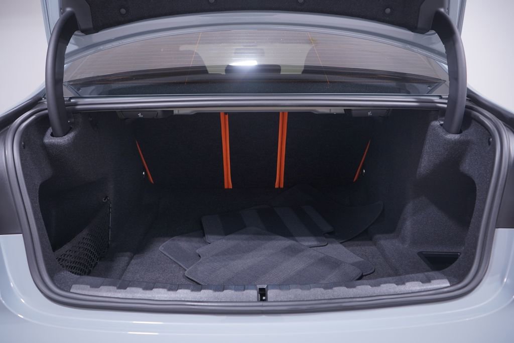 Used 2025 BMW M3 Competition w/ Parking Assistance Package image 23