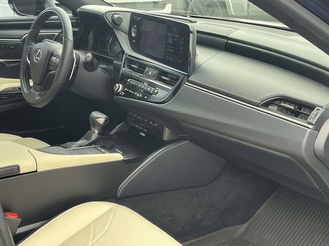 Used 2022 Lexus ES 300h Ultra Luxury w/ Accessory Package 2 image 26