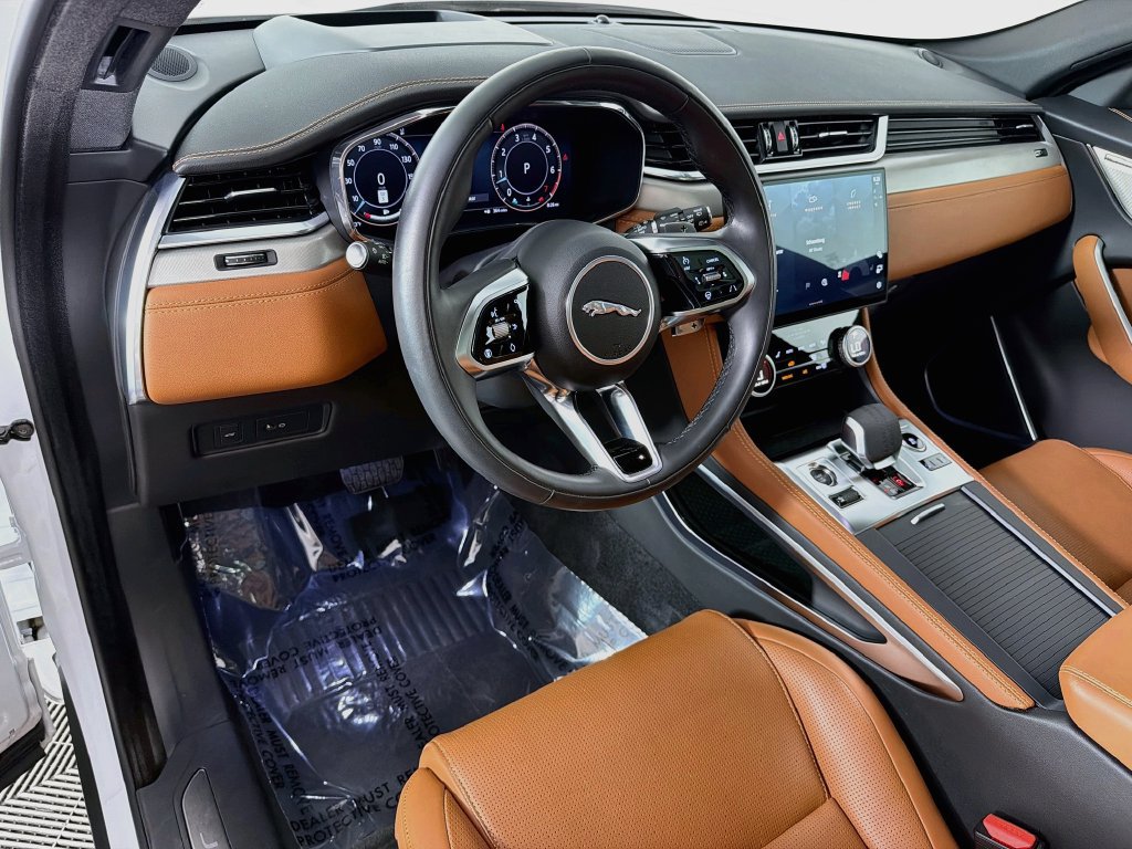 Used 2026 Jaguar F-PACE R-Dynamic S AWD/4WD image 9