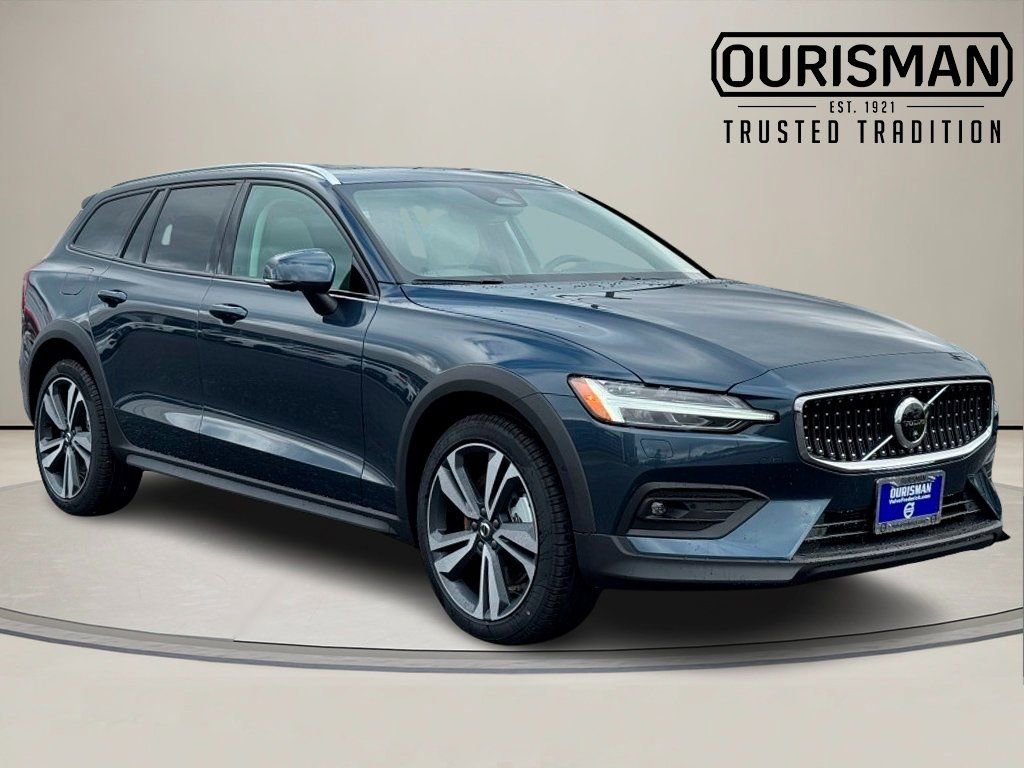 New 2026 Volvo V60 B5 Cross Country Plus w/ Protection Package Premier video 1