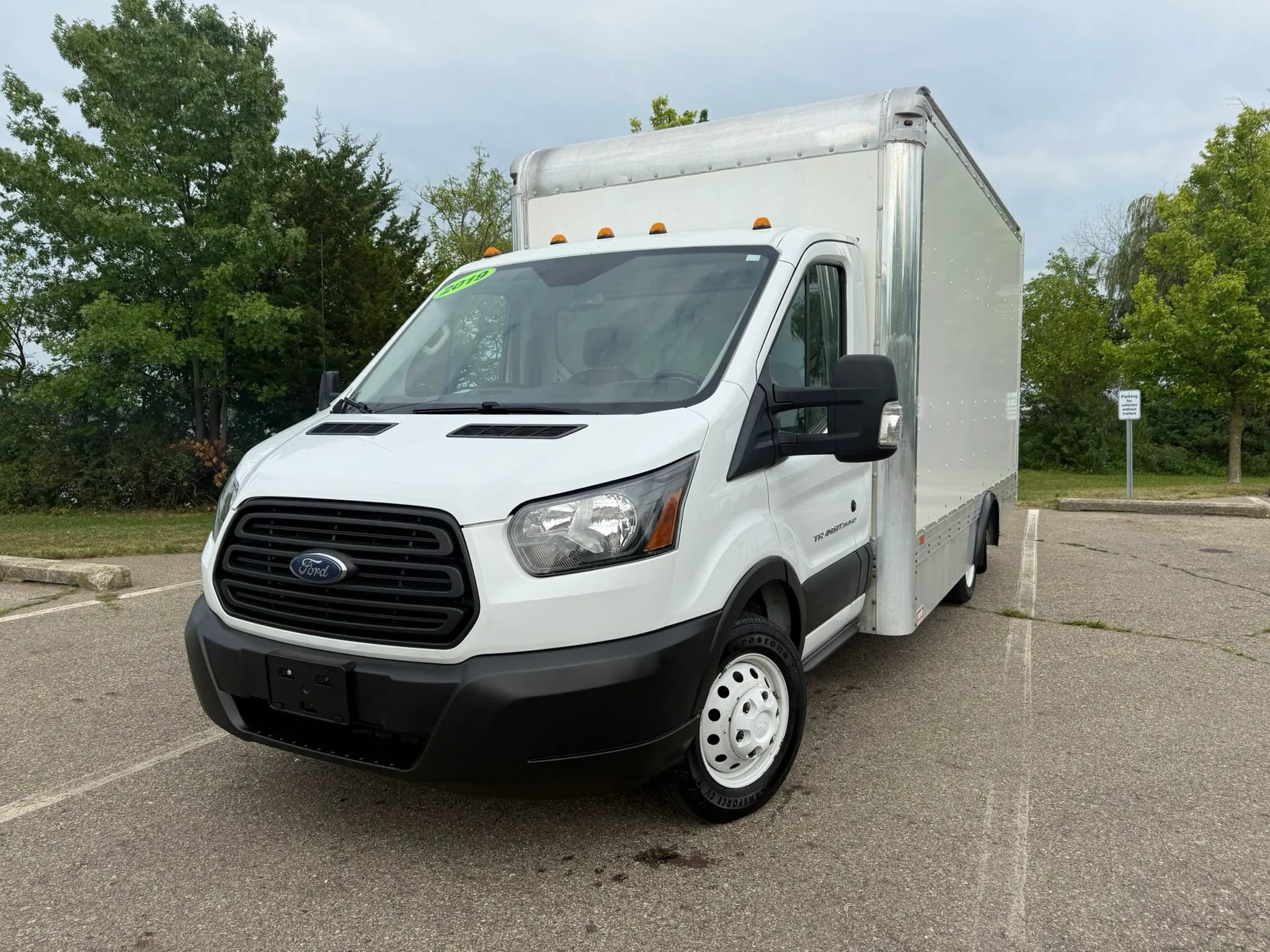Used 2019 Ford Transit 350 156 DRW RWD image 1