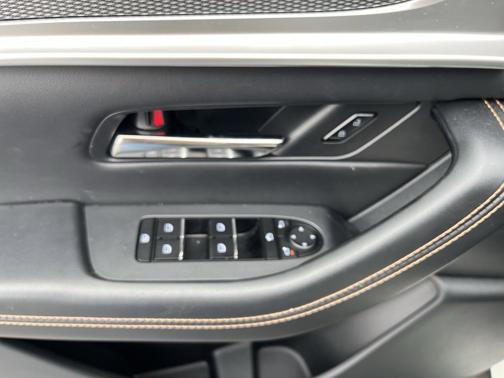 Certified 2025 MAZDA CX-70 3.3 Turbo w/ Premium Plus Pkg image 10