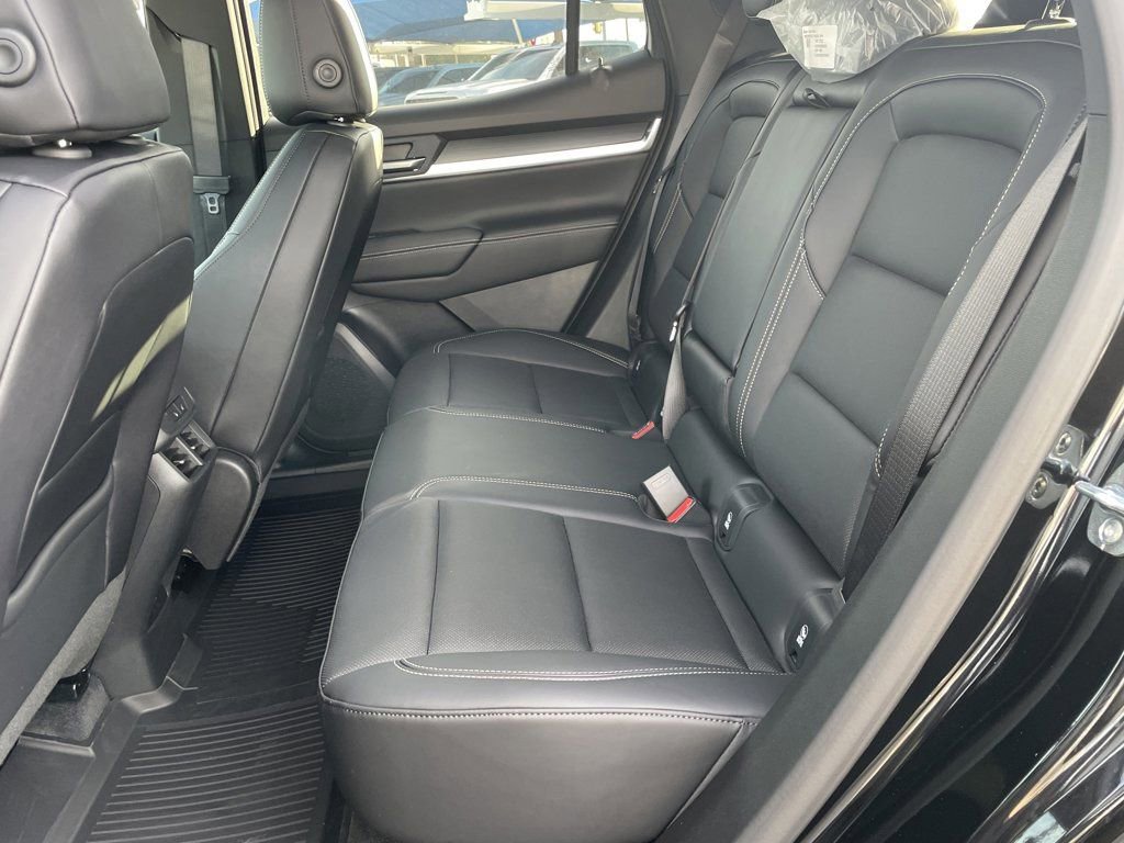 New 2026 GMC Terrain Elevation w/ Elevation Premium Package image 25