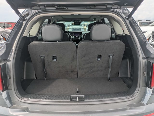 Used 2023 Kia Sorento SX Prestige AWD/4WD image 11