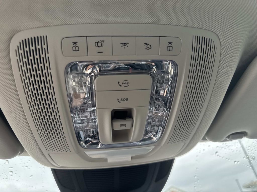 New 2026 Mercedes-Benz GLE 580 4MATIC image 21