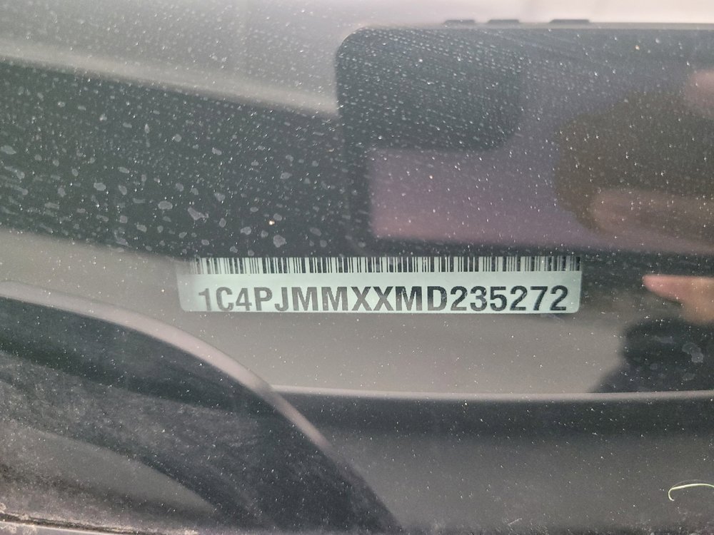 Used 2021 Jeep Cherokee Latitude Lux w/ Comfort/Convenience Group image 33