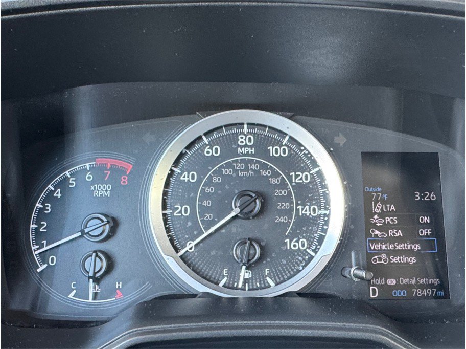 Used 2021 Toyota Corolla LE FWD image 15