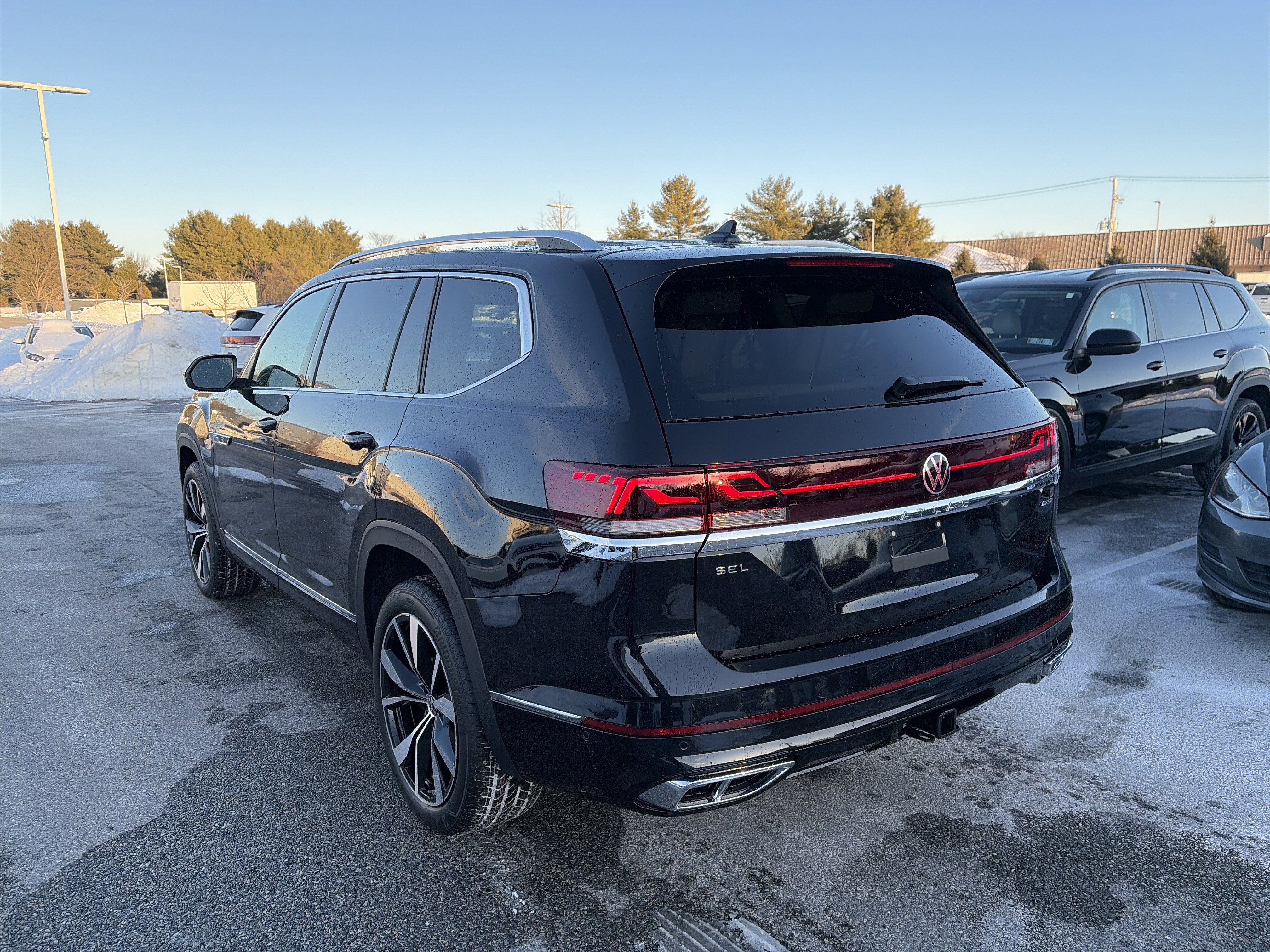New 2026 Volkswagen Atlas SEL Premium R-Line image 6