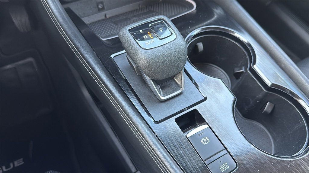 Used 2021 Nissan Rogue Platinum image 26