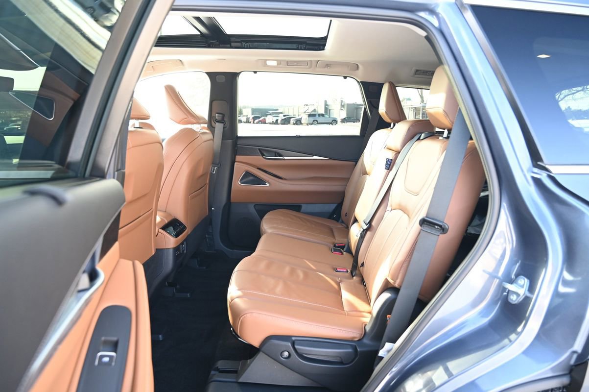 Used 2025 INFINITI QX60 Sensory image 38