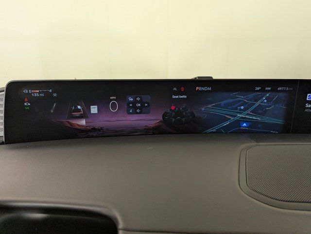 Used 2025 Lincoln Navigator Black Label image 13