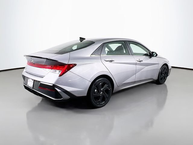 Used 2026 Hyundai Elantra SEL Sport Premium FWD image 8