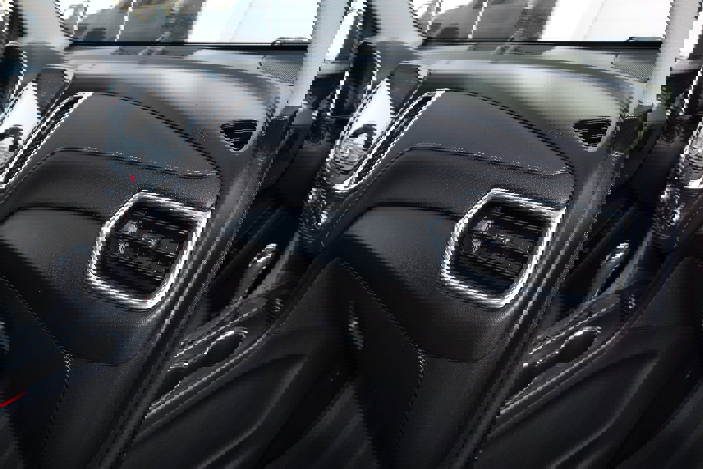 Used 2019 Chevrolet Equinox Premier image 19