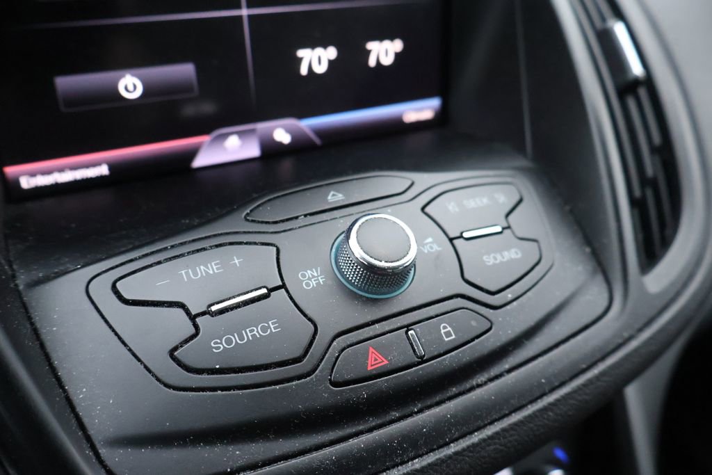 Used 2013 Ford Escape SE image 28