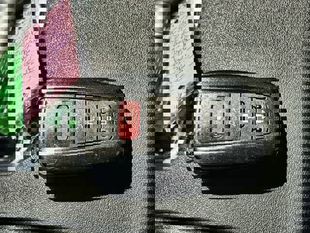 Used 2022 Toyota Highlander Platinum image 21